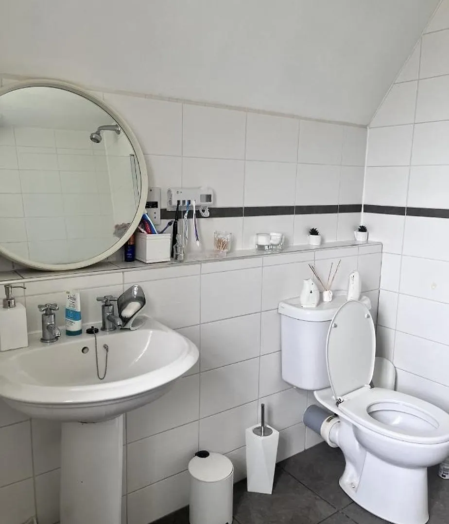 Private Bedroom In Detached Home In Newington Edimburgo 0*,  Reino Unido